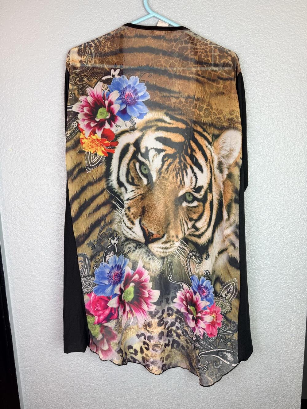 Cleo Apparel Jacket Womens Medium Black Tiger Floral Print Kimono Sheer Open